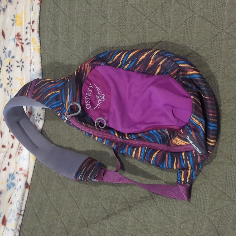Osprey Daylite Sling Bag Purple Blue Yellow